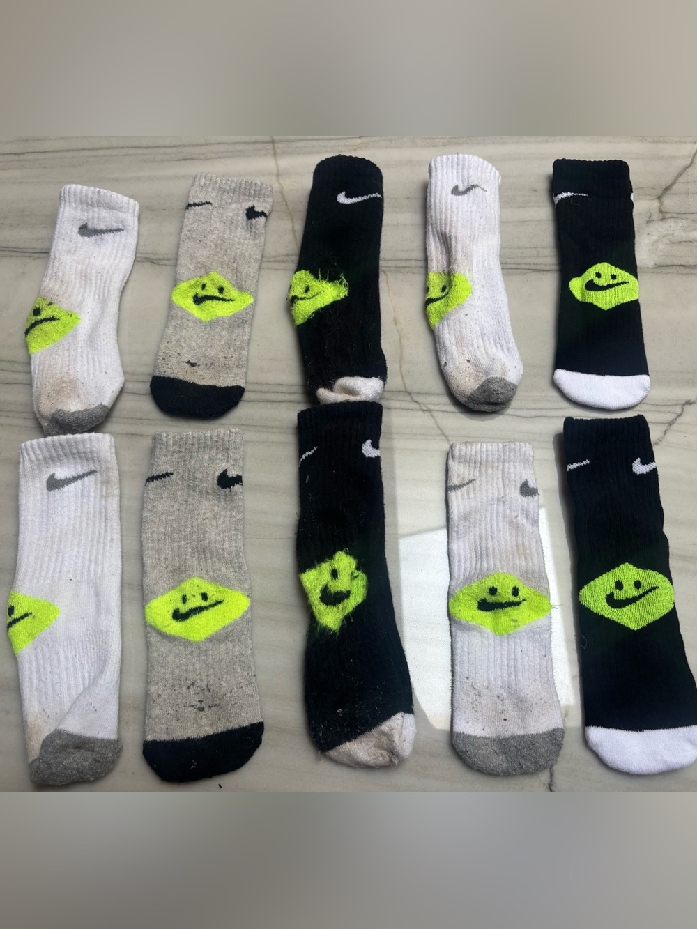 Kids Nike Smiley Face socks